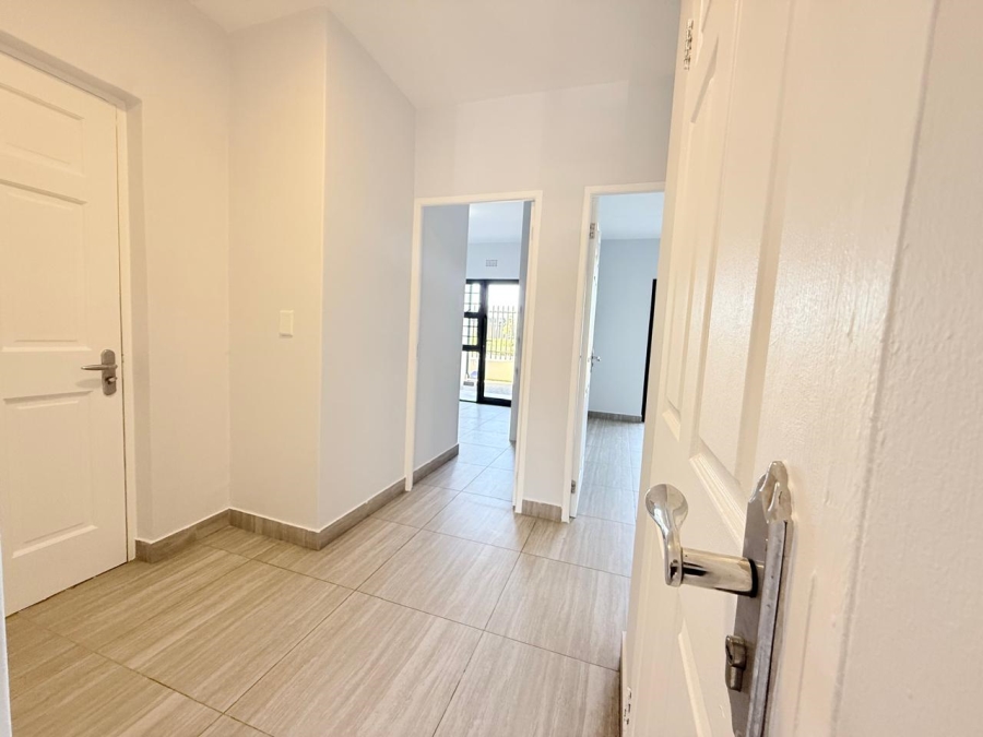 2 Bedroom Property for Sale in Parklands North Western Cape